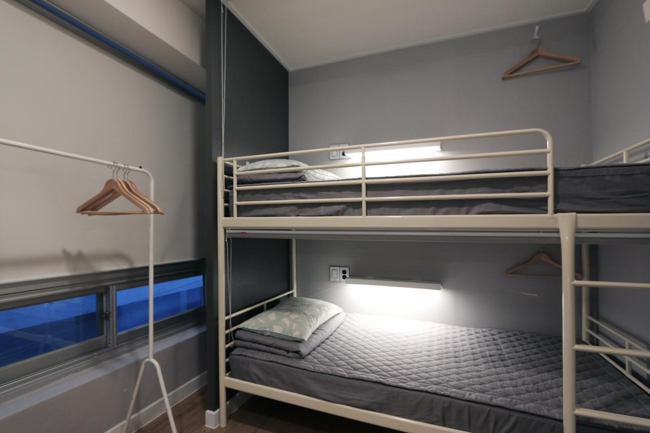 Blueboat Hostel Haeundae Busan Buitenkant foto