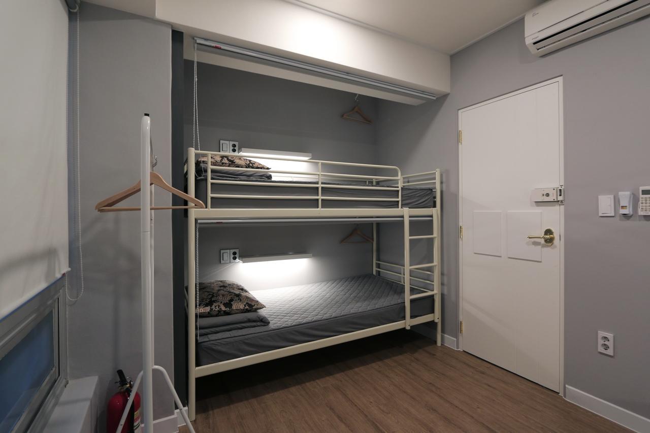 Blueboat Hostel Haeundae Busan Buitenkant foto