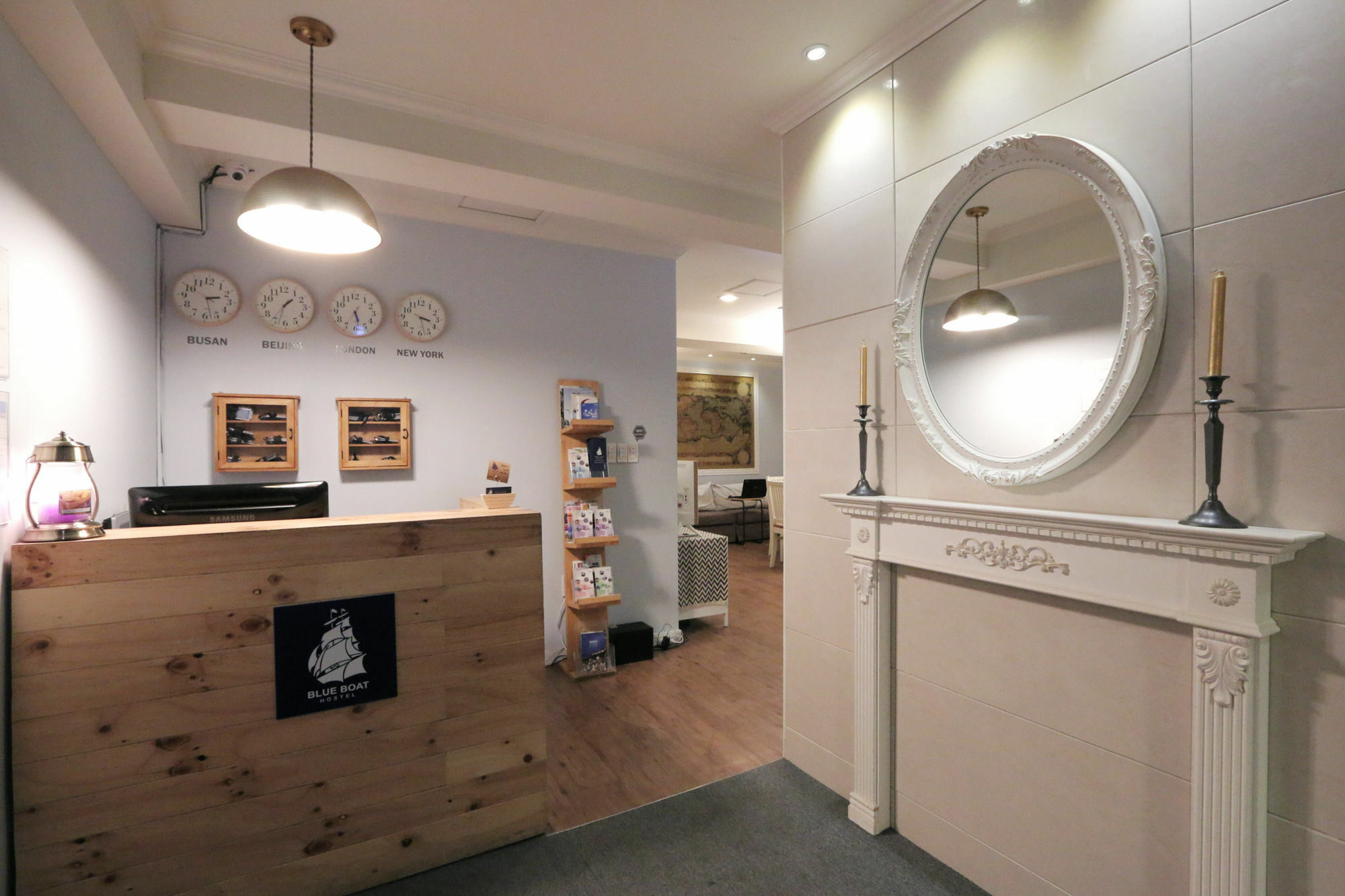 Blueboat Hostel Haeundae Busan Buitenkant foto