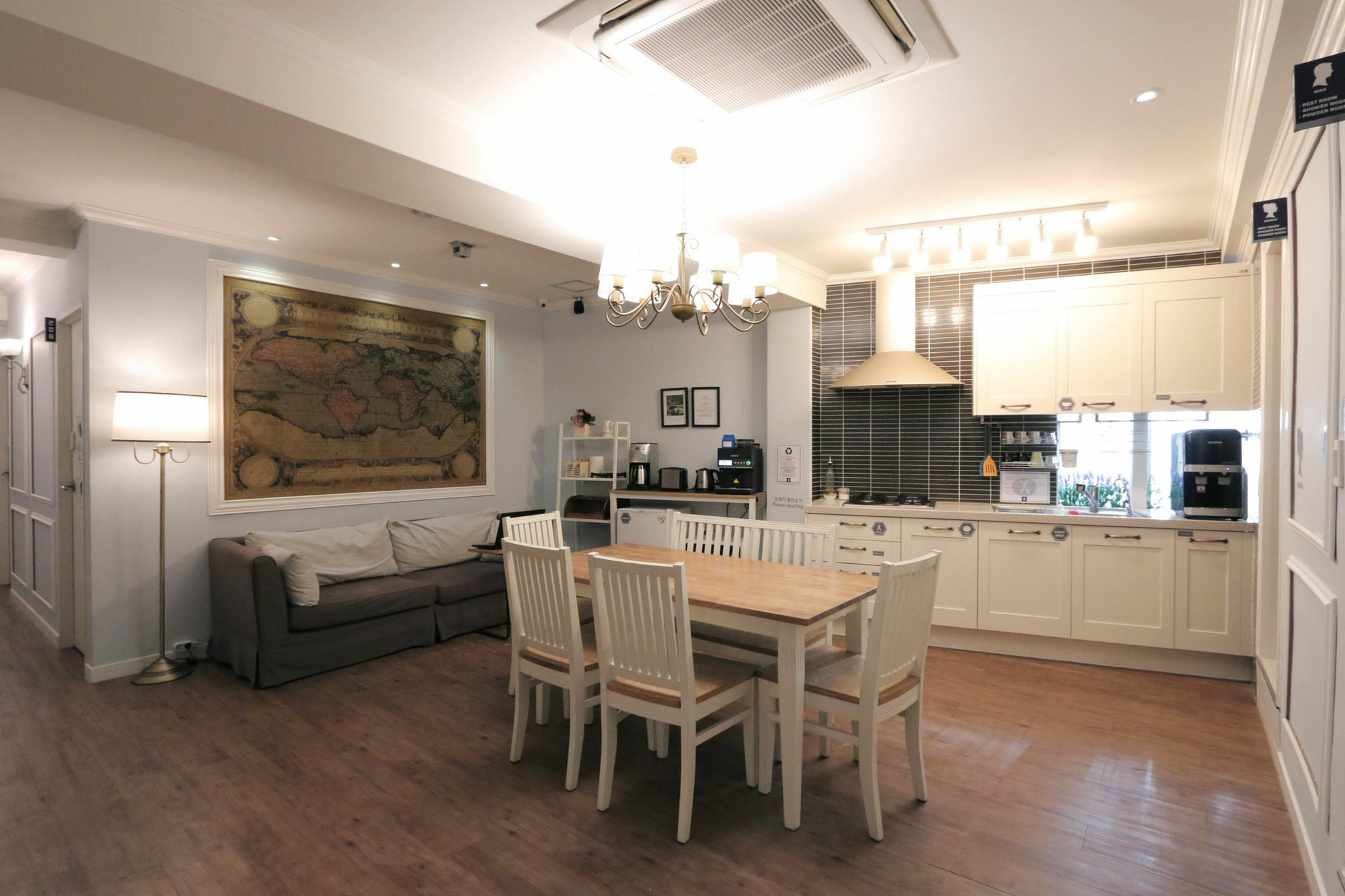 Blueboat Hostel Haeundae Busan Buitenkant foto